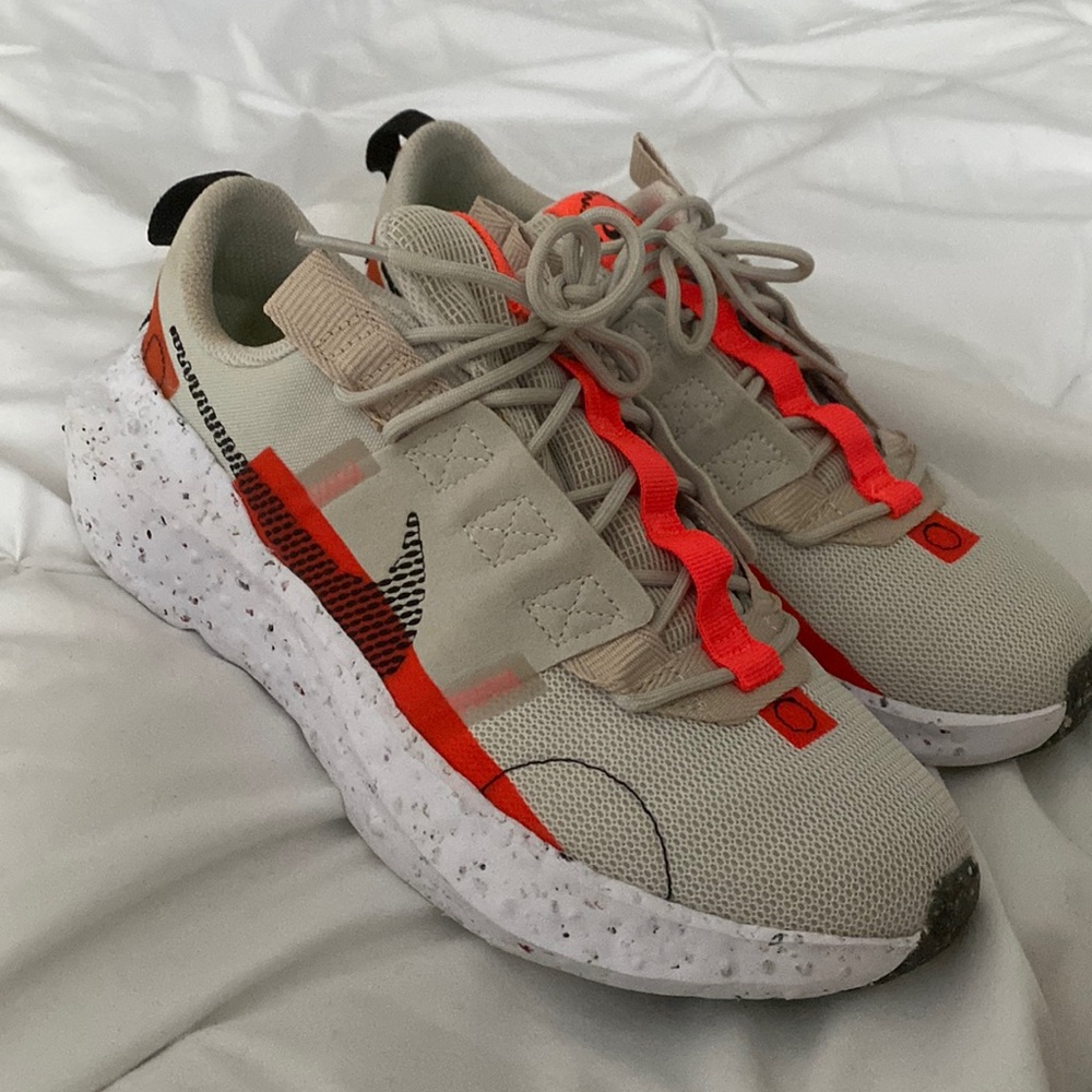 Womens nike shoes